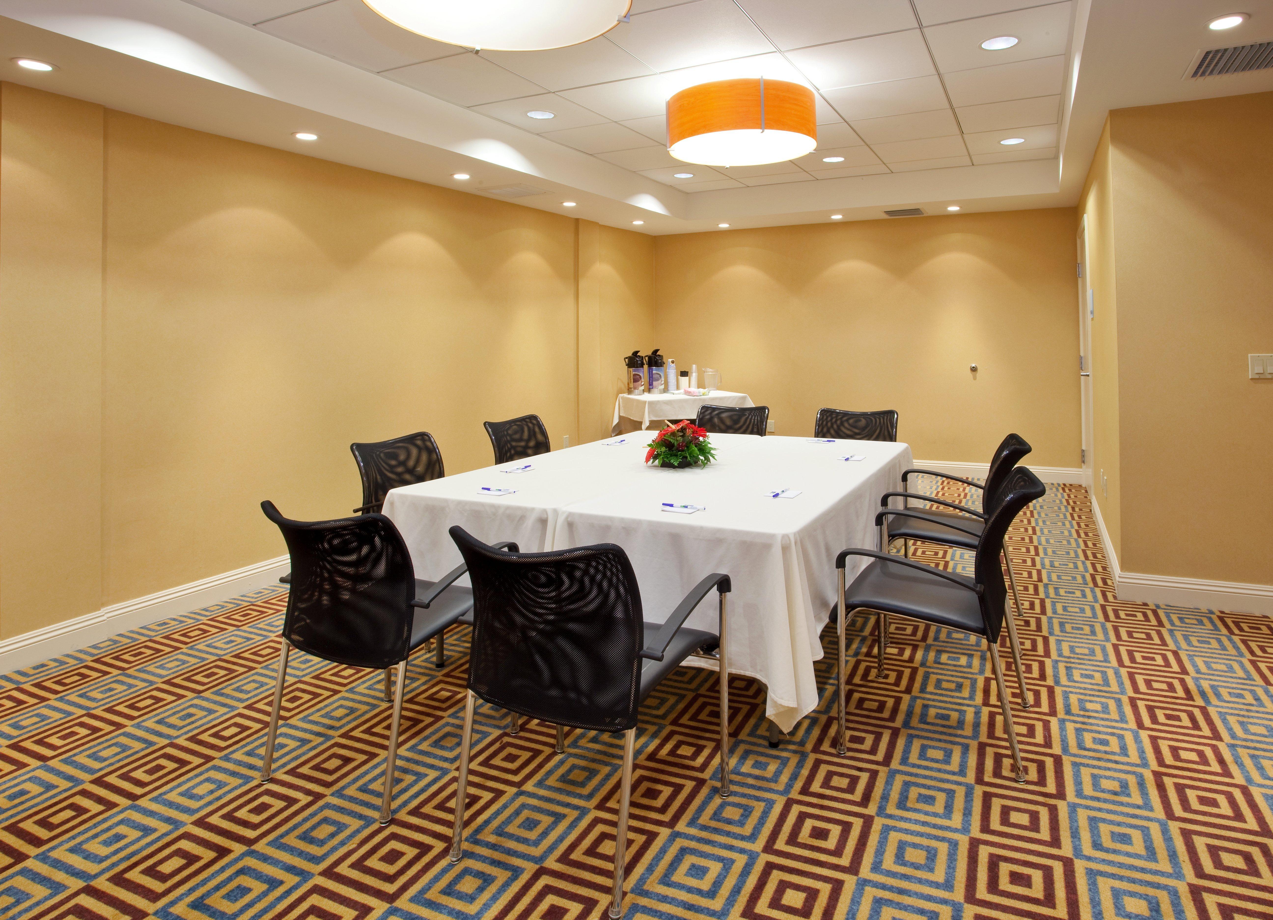 Holiday Inn Express Hotel & Suites Santa Cruz By Ihg מראה חיצוני תמונה