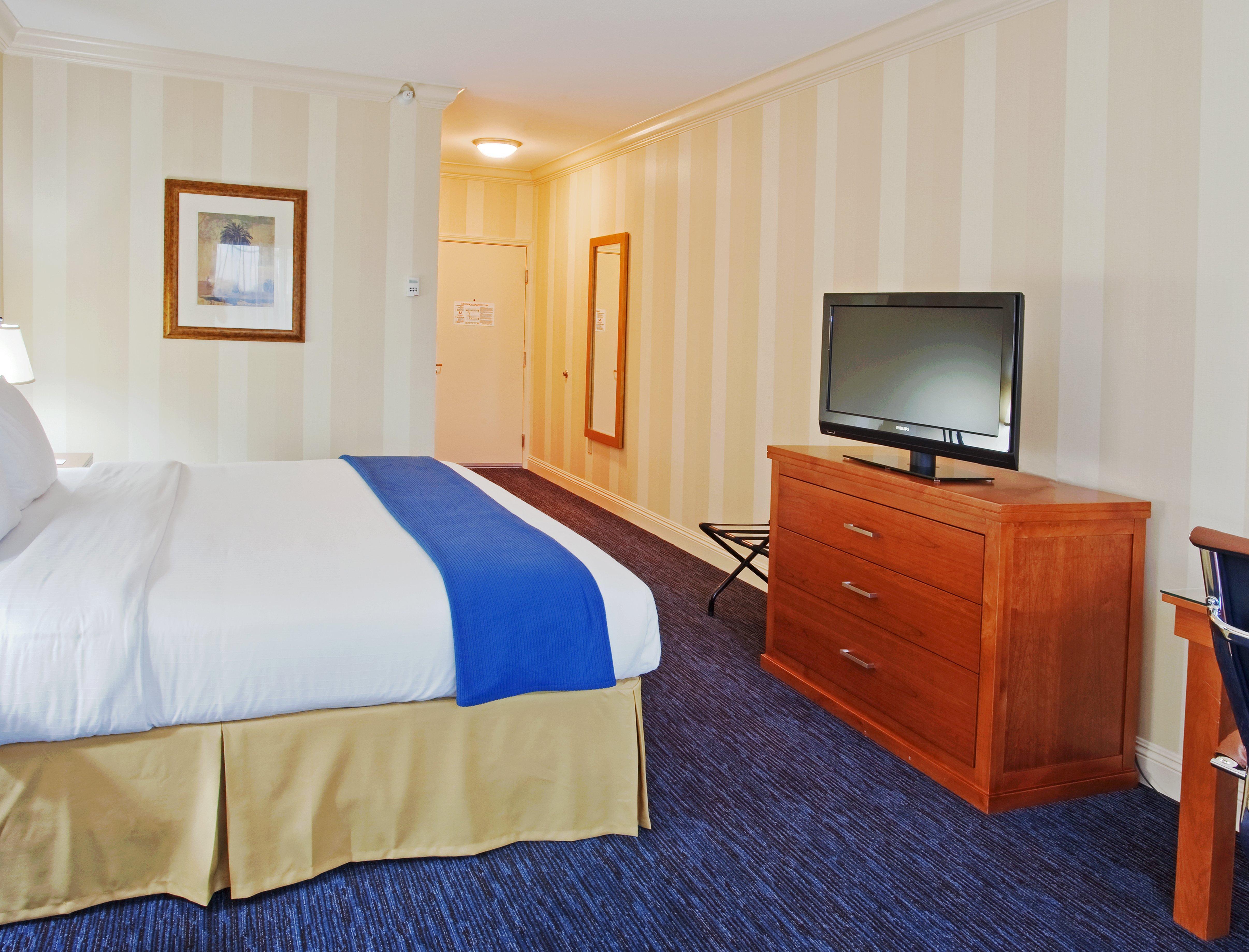 Holiday Inn Express Hotel & Suites Santa Cruz, An Ihg Hotel מראה חיצוני תמונה